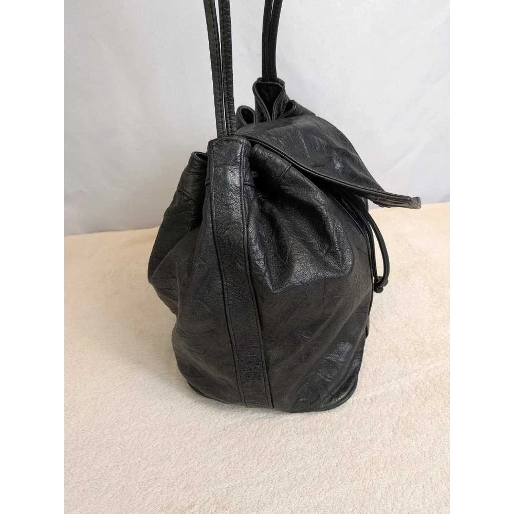 Brio Genuine Leather Drawstring Backpack‎ Shoulder Bag Black Textured Casual
